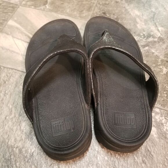 Fitflop Lulu Shimmer Black Silver Microwobbleboard Wedge Thong Sandals Woman's 8 - Picture 3 of 10
